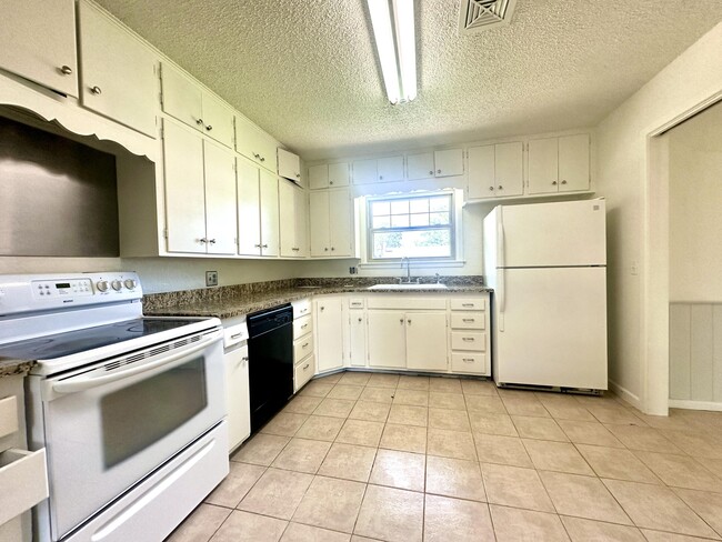 Building Photo - 3705 38th St