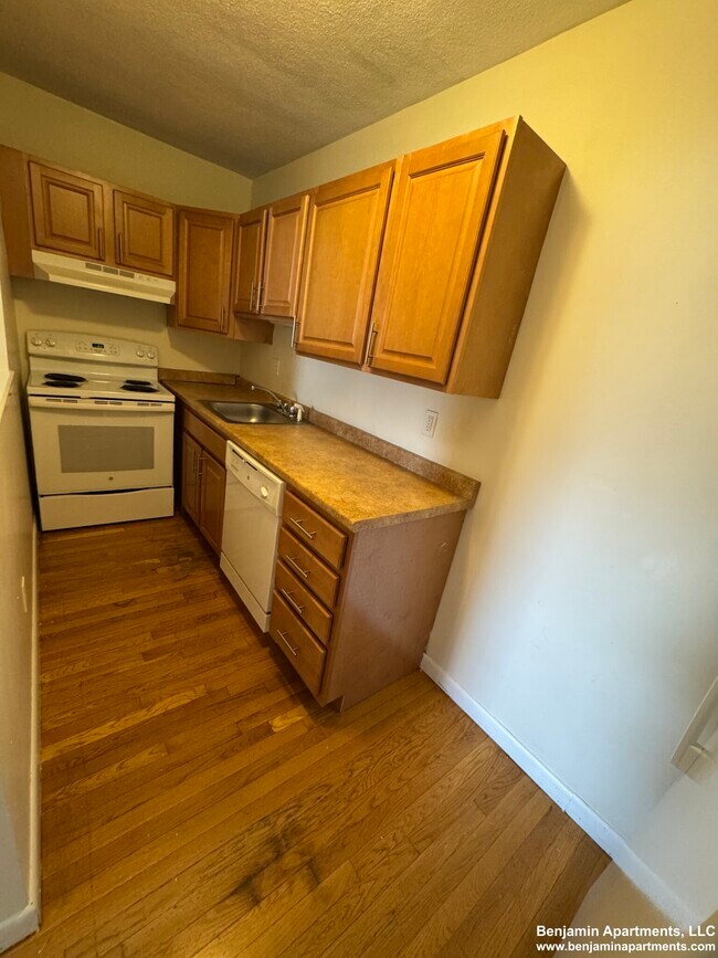 26 Allston St Unit 1, Boston, MA 02134 Condo for Rent in Boston, MA