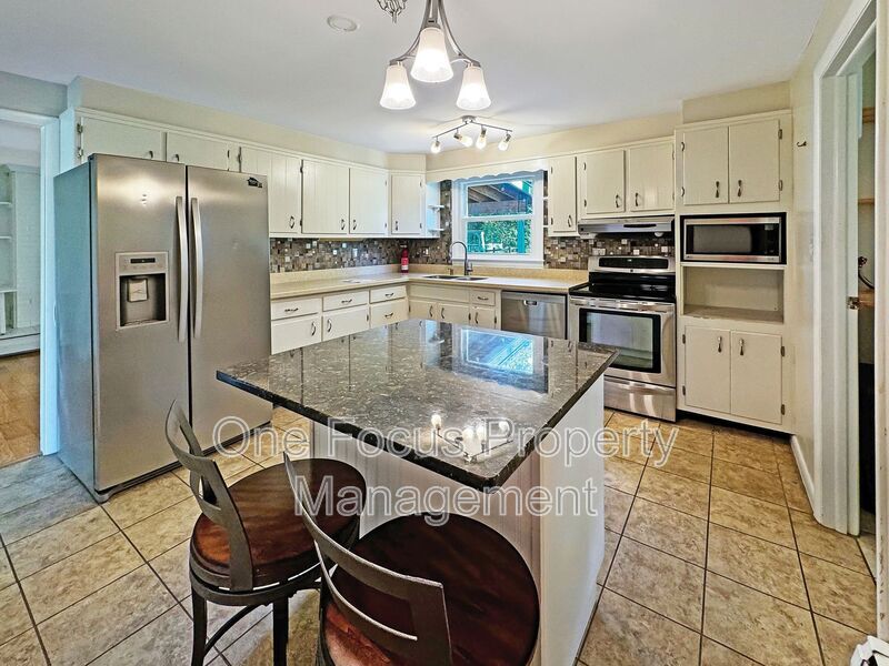Foto principal - 1031 Ave D