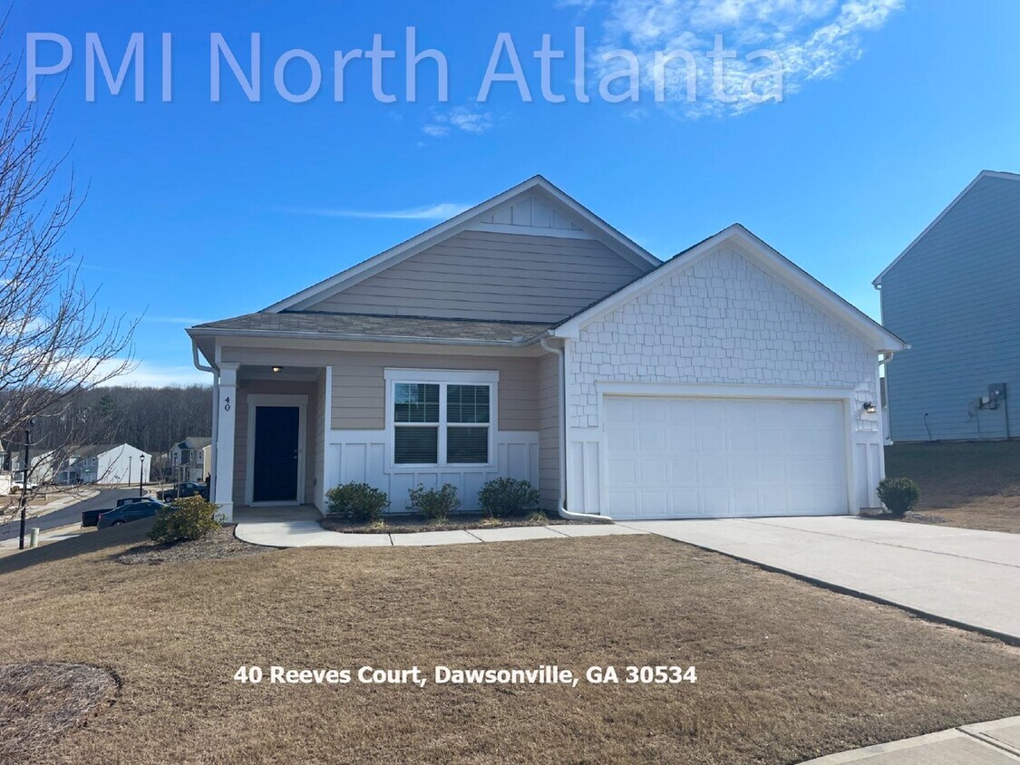 40 Reeves Ct, Dawsonville, GA 30534 Room for Rent in Dawsonville, GA