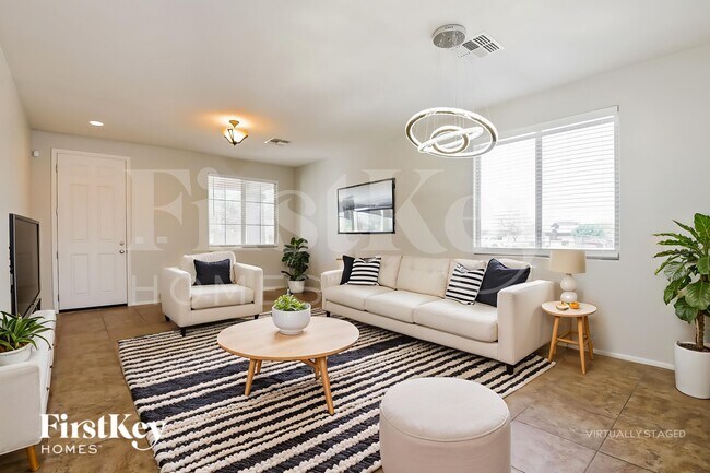 Foto del edificio - 10463 S Cutting Horse Dr