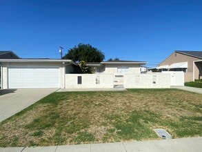 Building Photo - 2221 Faust Ave