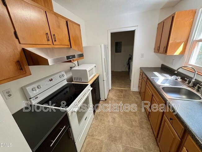 Building Photo - 2600 Courier Ct