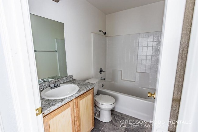 Building Photo - 9020 Hines Cir