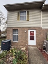 Building Photo - 517 V St