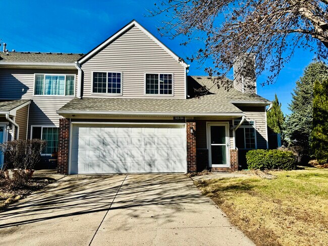 Foto del edificio - 7425 Wistful Vista Dr