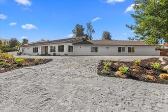 Building Photo - 16220 Del Norte