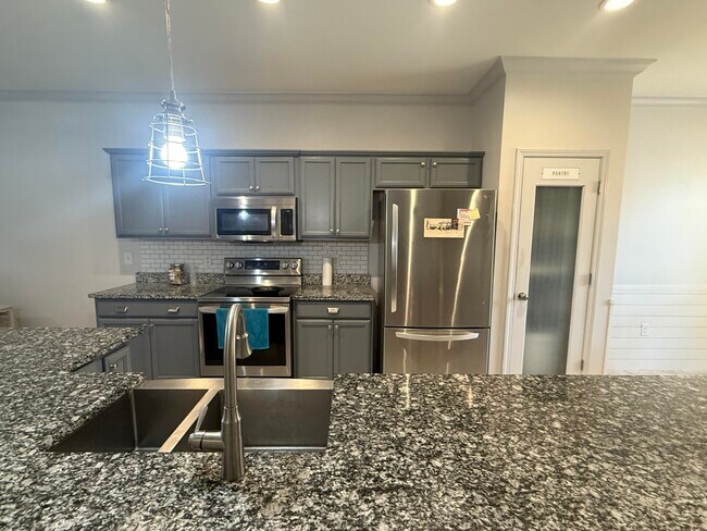 Foto del edificio - 411 Niceville Ave