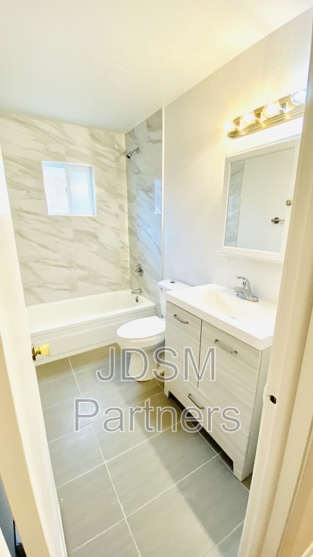 Building Photo - 1415 N Pearl St