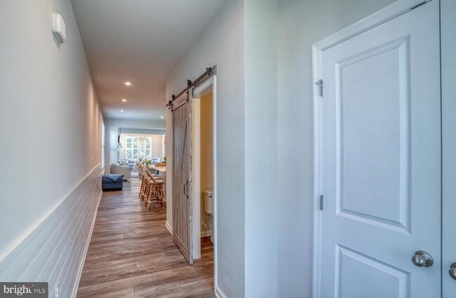Building Photo - 33163 Oyster Cove Dr