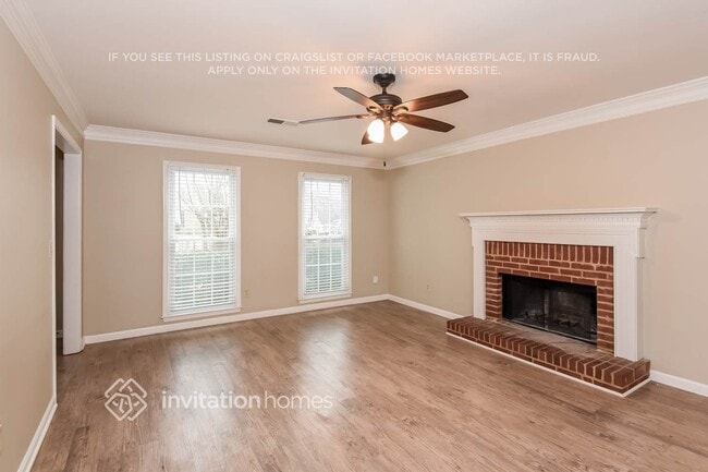 Building Photo - 613 Dahlia Way