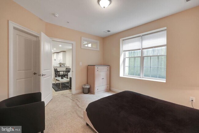 Foto del edificio - 5800 Ipswich Rd