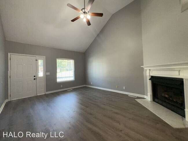 Foto del edificio - 3 br, 2 bath House - 1054 Cedar Creek Vill...