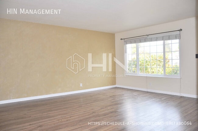 Foto del edificio - 2198 Goldcrest Cir