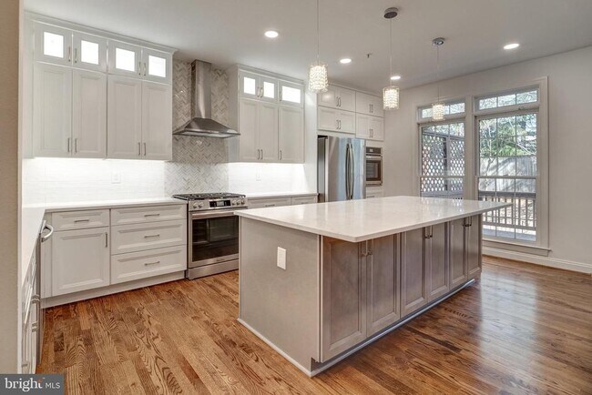 Building Photo - 10539 Tuckerman Heights Cir