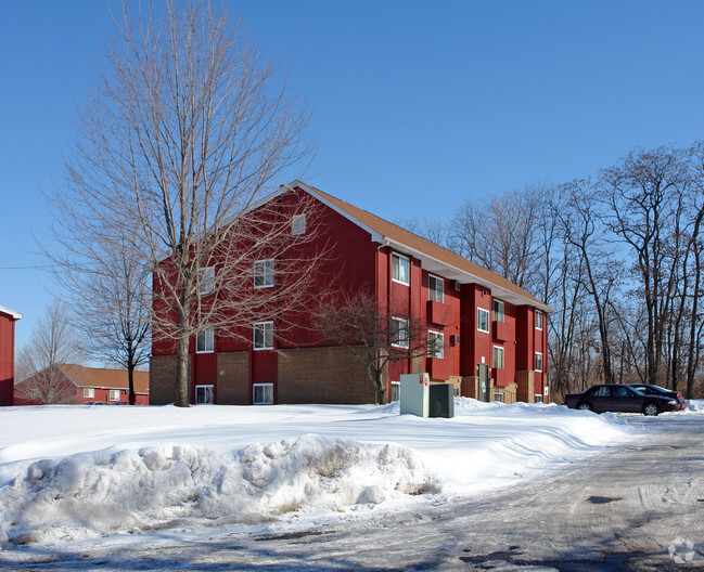 Building Photo - Compass West Estates