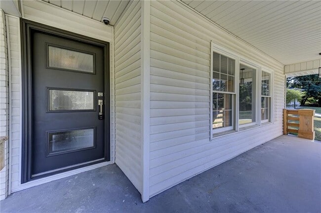 Foto del edificio - 2325 Elmwood Cir SE