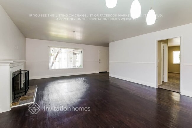 Foto del edificio - 1752 Willowbrook Ln