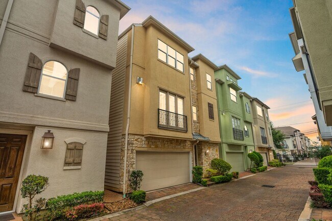 Foto del edificio - 2820 Sherwin St