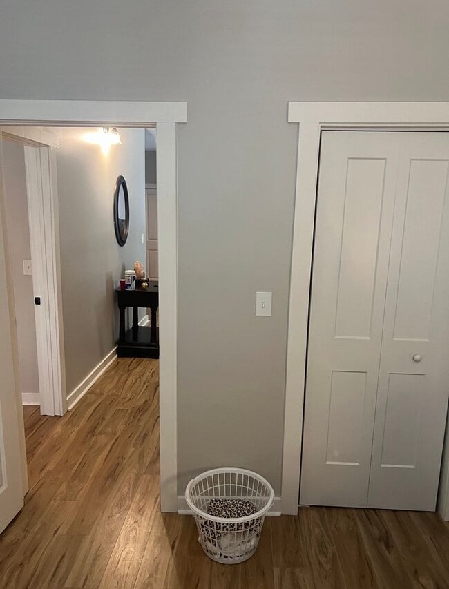 Foto del edificio - 1917 W Madison St