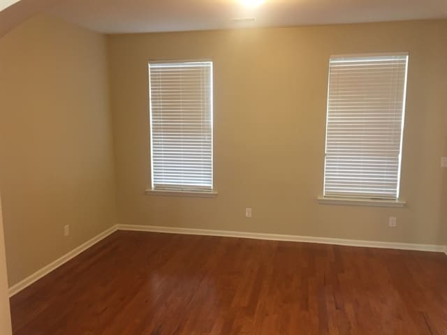 Foto del edificio - 19 Winslow Cir