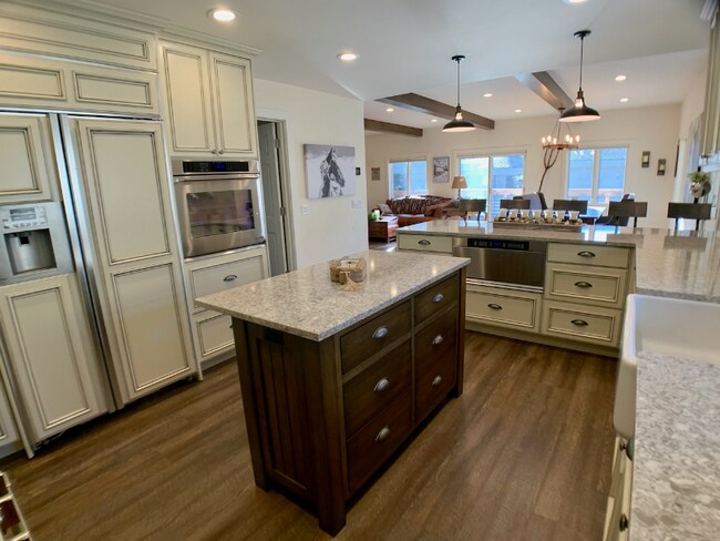 Building Photo - 109 Latigo Ln