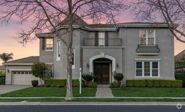 Building Photo - 1705 Laguna Creek Ln
