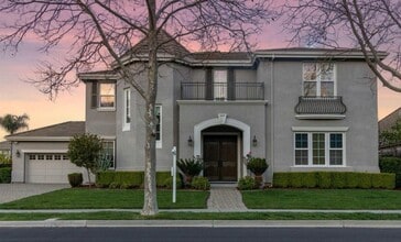 Building Photo - 1705 Laguna Creek Ln