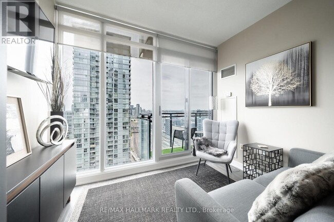 Photo du bâtiment - 25 Capreol Ct