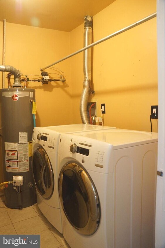 39 Knighton Ln, Mount Laurel Township, NJ 08054 Townhome Rentals in