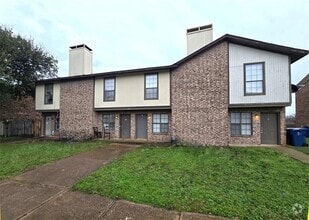 Building Photo - 2814 Wimbledon Ct