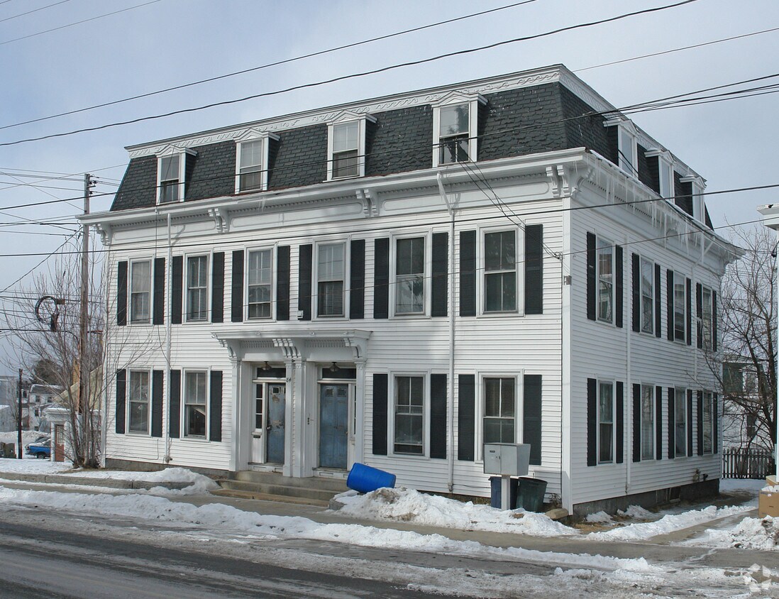 84 South St, Biddeford, ME 04005 Apartments in Biddeford, ME