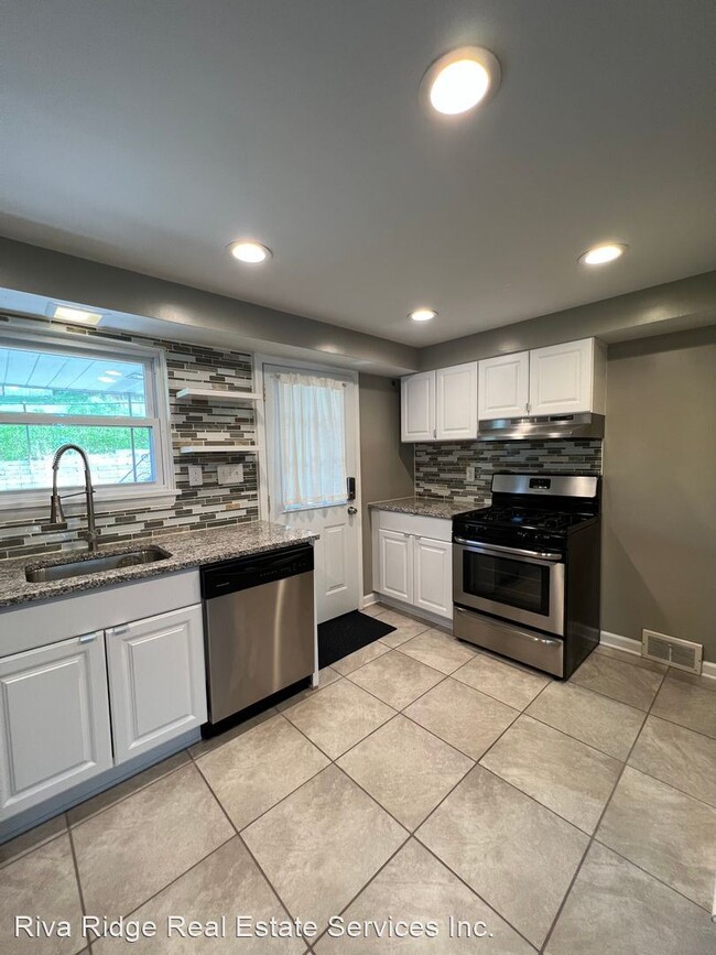 Foto del edificio - 3 br, 1 bath House - 3101 Belleville Street