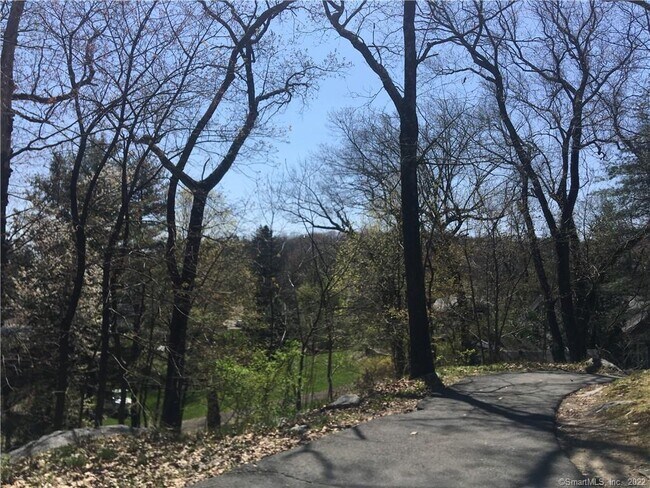 Foto del edificio - 22 Horseshoe Rd