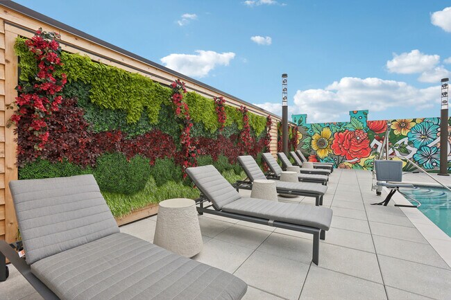 Foto del edificio - Chandler Residences