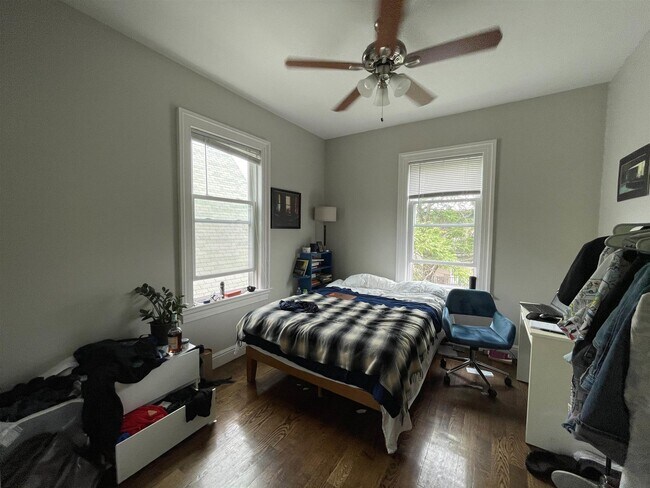 Foto del edificio - 167 Hampshire St