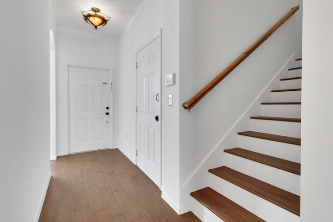 Foto del edificio - 14130 Winchester Ct