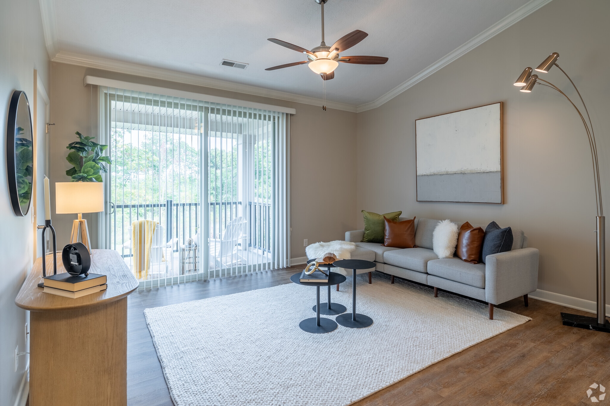 Reserve at Green Luxury Apartments – photo 1