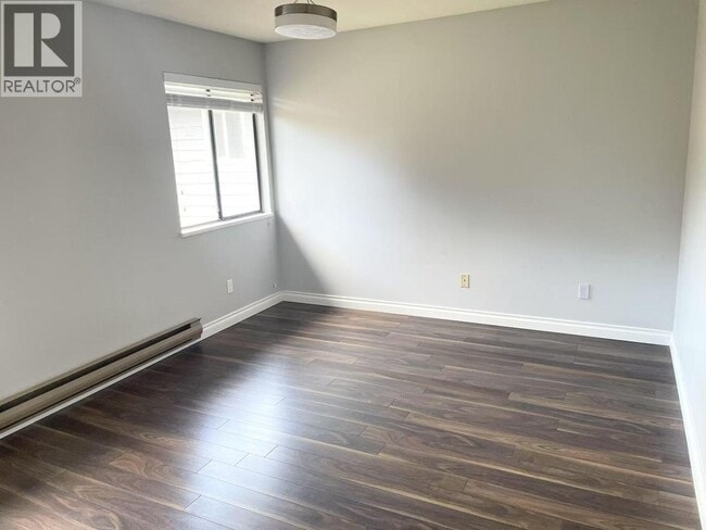 Building Photo - 5640 Sandiford Pl