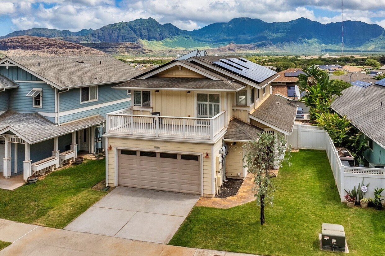 Primary Photo - Available NOW! Largest Model in Sea Countr...