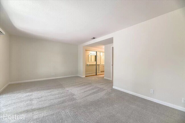 Foto del edificio - 3 br, 2.5 bath House - 777 Hollenbeck Aven...