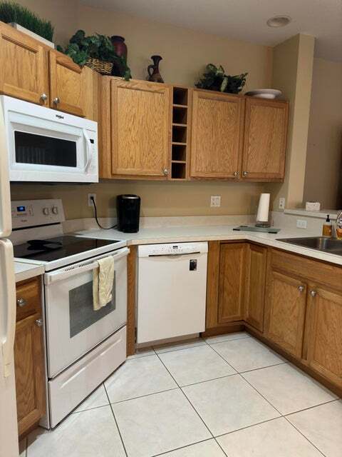 Foto del edificio - 8027 Carnoustie Pl