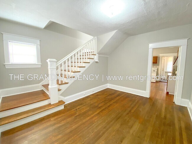 Foto del edificio - 931 13th St SE