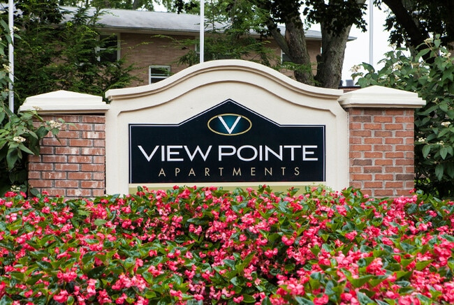 Foto del edificio - Viewpointe Apartment Homes