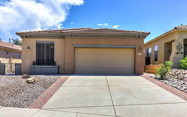Building Photo - Rancho Sahuarita Gated Community