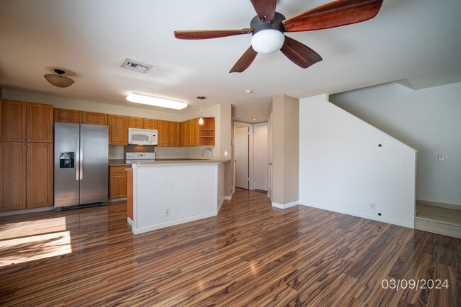 Foto del edificio - AVAILABLE 1/30/26  3-bedroom, 2 1/2-bath, 2-car garage single famly home at Las Brisas in Ewa Beach