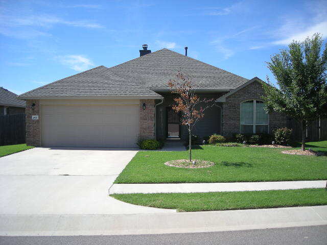 Building Photo - 2421 Vintage Park Ln