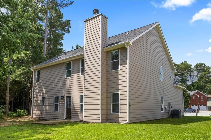 Building Photo - 3405 Summer Brooke Way
