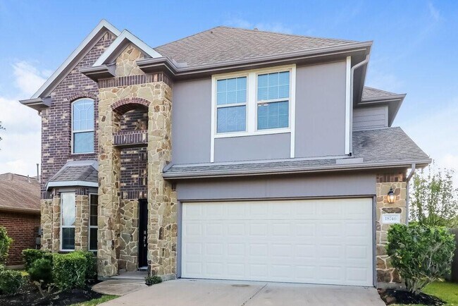 Building Photo - 18746 Majestic Vista Ln