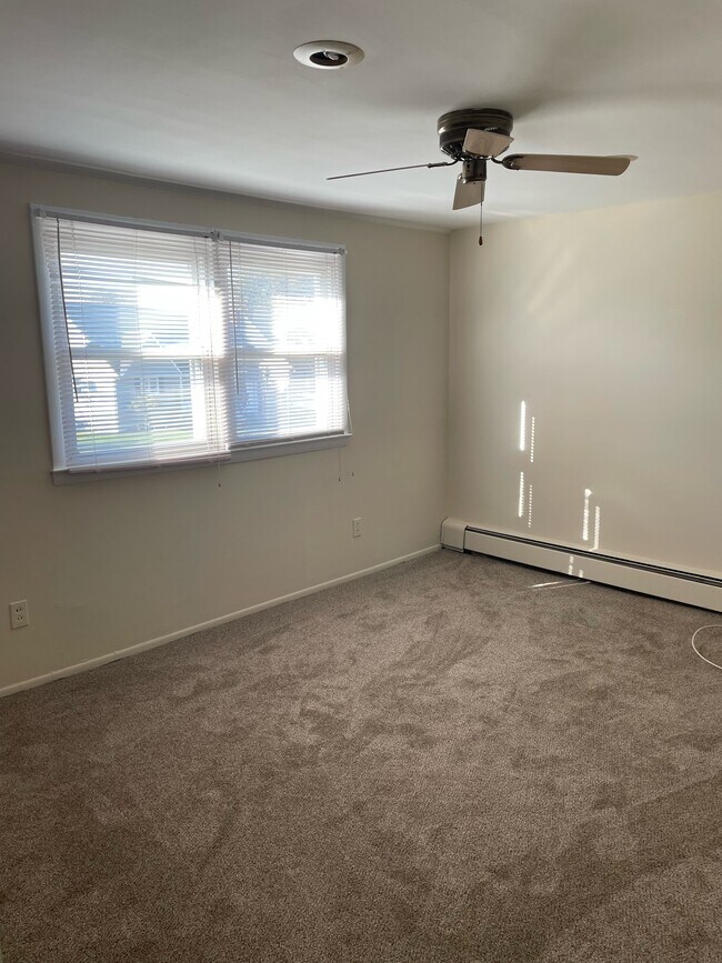 LR - 187 Noell St